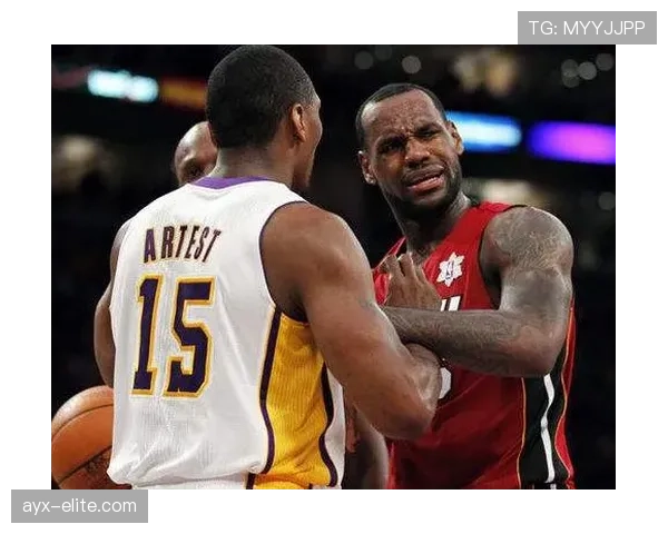 保罗·皮尔斯三分投射提速拉开防守空间提升关键回合效率